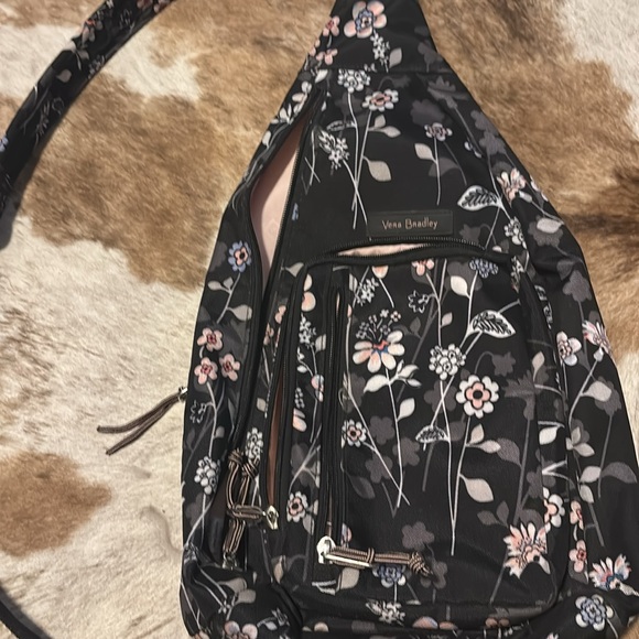 Vera Bradley over the shoulder bag - Picture 2 of 5